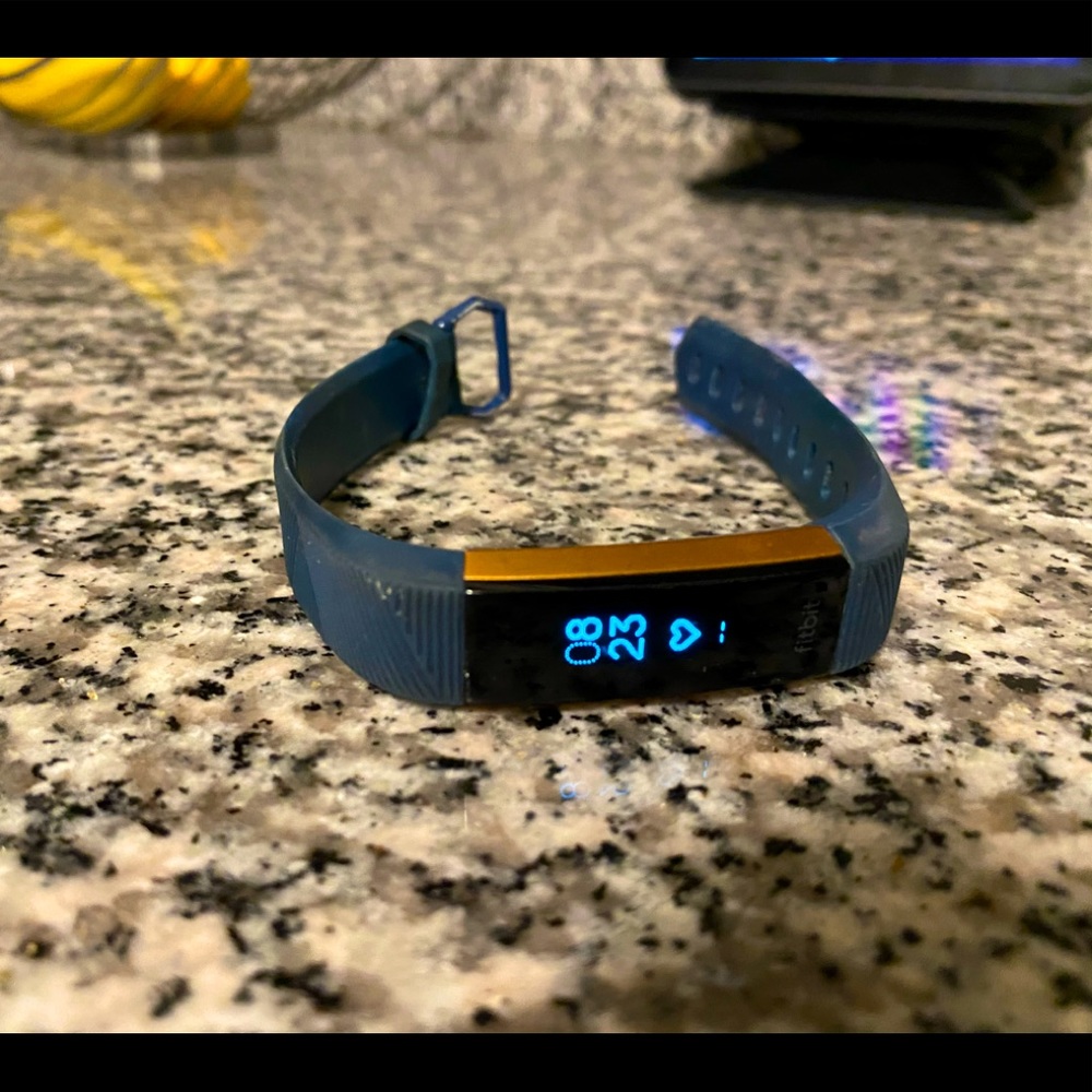 FITBIT ALTA HR Navy Blue and Rose Gold size S